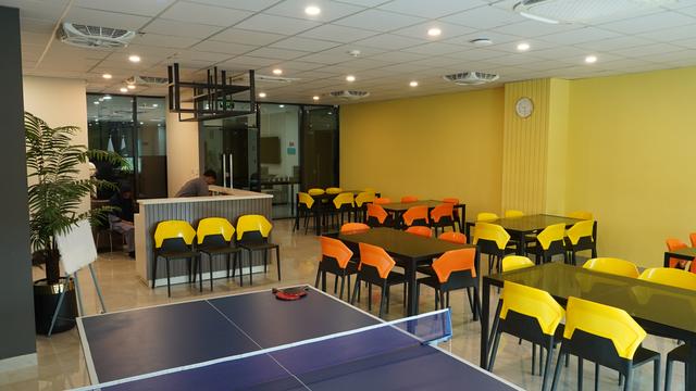 Cafeteria & Common Spaces at Barkat International College
