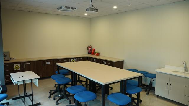 IT Labs at Barkat International College