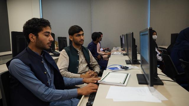 IT Labs at Barkat International College
